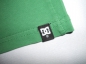 Preview: T-Shirt Gr. 158 DC shoes grün mit Aufdruck