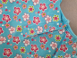 Preview: Sommerspieler Gr. 74 Liegelind hellblau mit Blumen