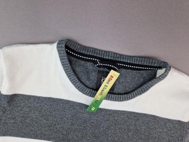 Strickpullover Gr. 158/164 O.N. Blockstreifen grau/weiß