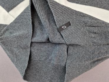 Strickpullover Gr. 158/164 O.N. Blockstreifen grau/weiß