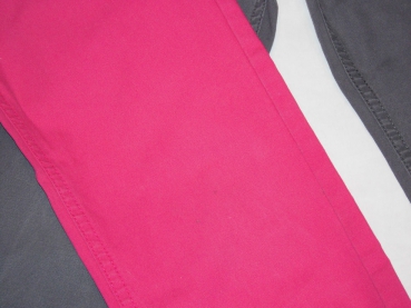 robuste Stoffhose Gr. 104/110 H&M pink und grau mit Strickbund