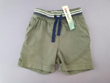 kurze Sommerhose Gr. 74 Topomini oliv mit Taschen und Gummibund