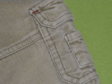 Cordhose Gr. 74/80 hellbraun mit fetzigen Taschen