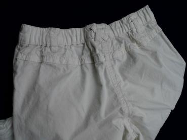 Sommerhose ¾  Gr. 116 C&A weiß Rüschen