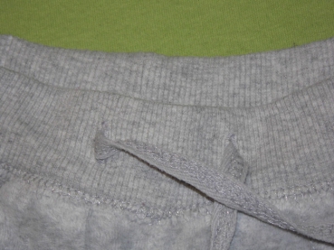 Samtjacke und Hose Gr. 62/68 und Gr. 74 Primark grau mit Herzen