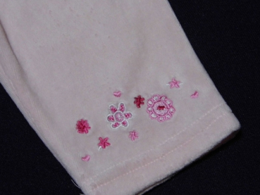 Samthose Gr. 68 für kleine Mäuse rosa mit Blumenapplication