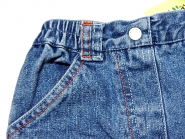 fetzige Jeans Gr. 74 blau mit Schneeflocken