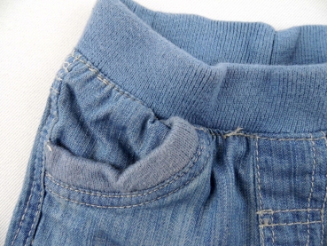 Jeans Gr. 62/68 little Star mit Bequembund