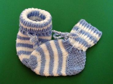 Babyschuhchen 10cm Gr. 16-18 blau gestreift selfmade