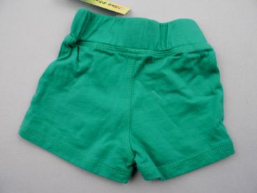 Sommershorts Gr. 56/62 C&A grün