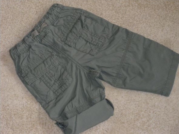 Sommerhose Gr. 68/74 H&M oliv auch als kurze Hose verwendbar