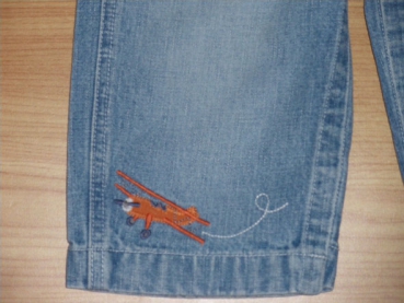 Jeanslatzhose Gr. 74 Gymboree hellblau mit Flugzeugapplication