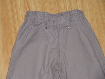 Sommerhose Gr. 104 Mexx flieder