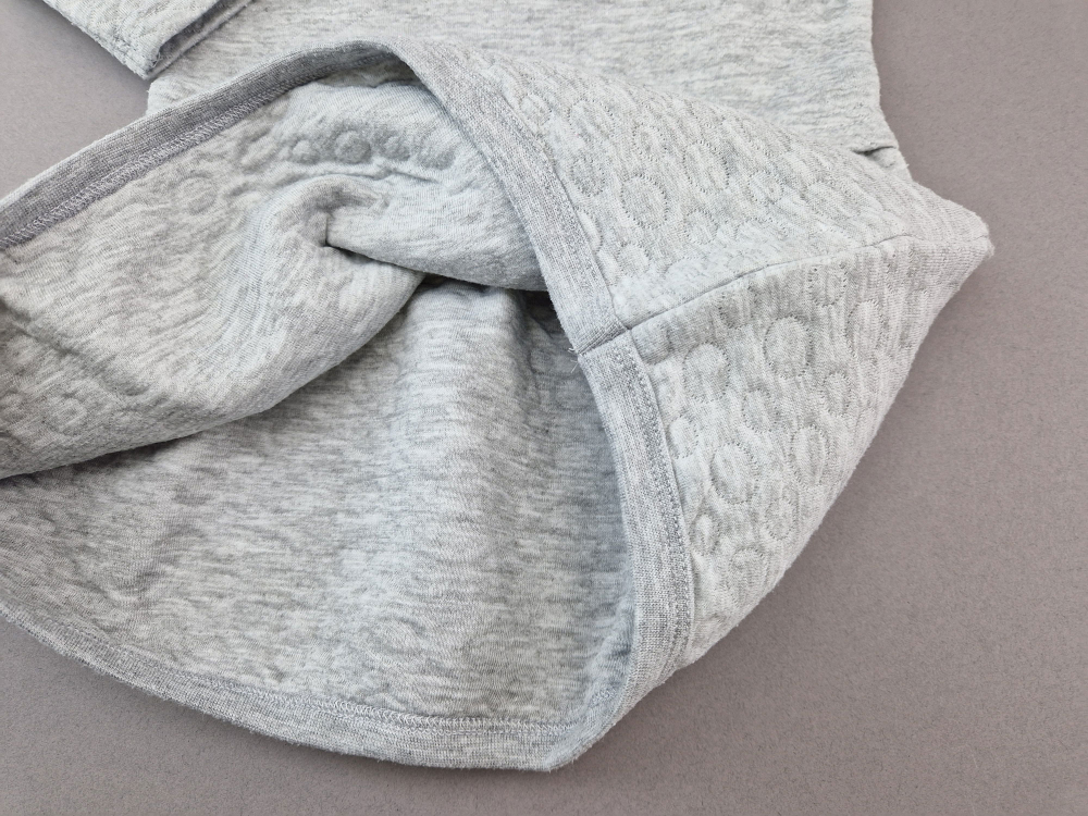 wattiertes Kleidchen Gr. 74/80 grau langarm Schleifchen