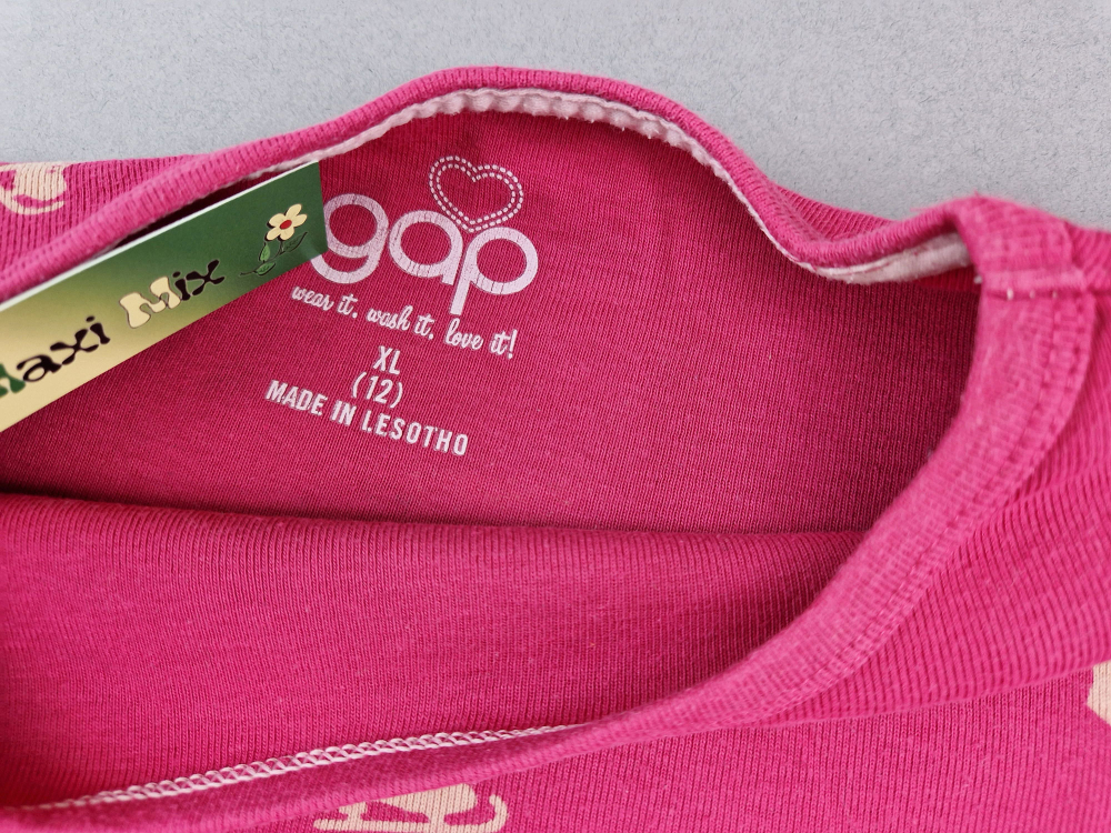 Langarmshirt Gr. 146/152 gap pink mit Schlittschuhen