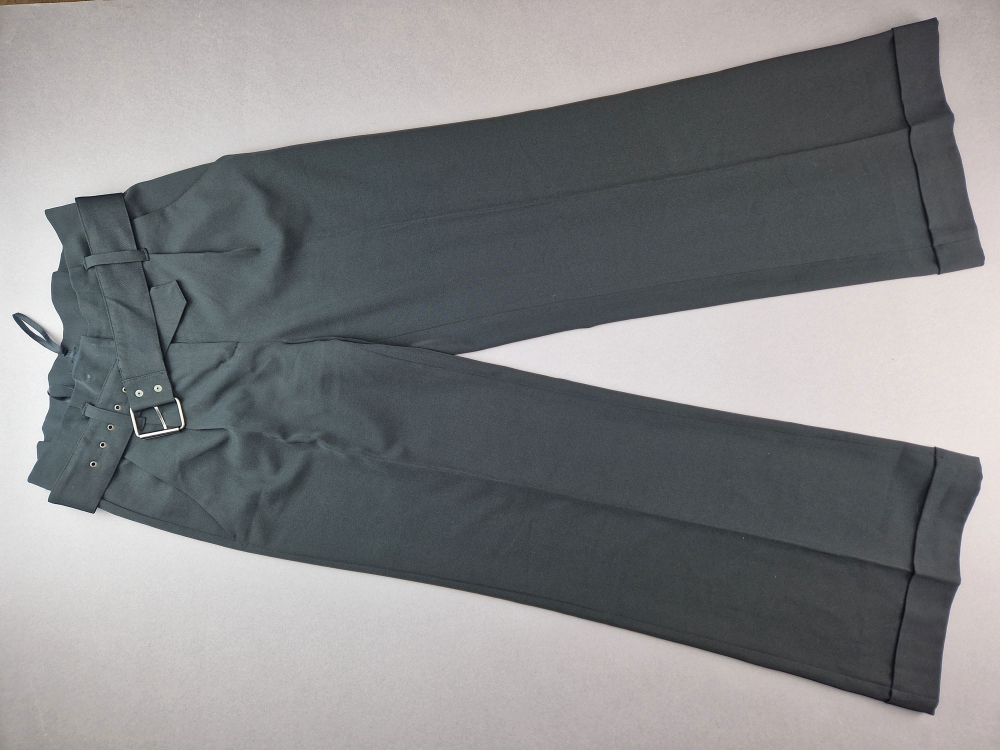 Businesshose Gr. 36/38 laura scott SCHWARZ mit Gürtel und Bügelfalte