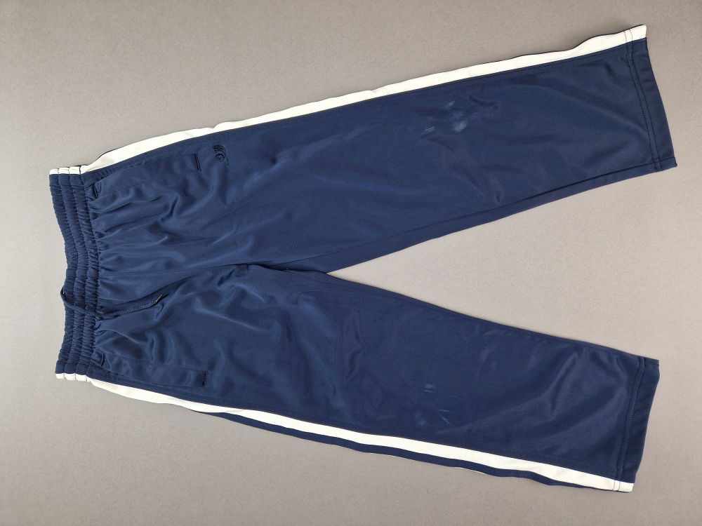 Sporthose Gr. 122 dunkelblau mit weißen Streifen lang