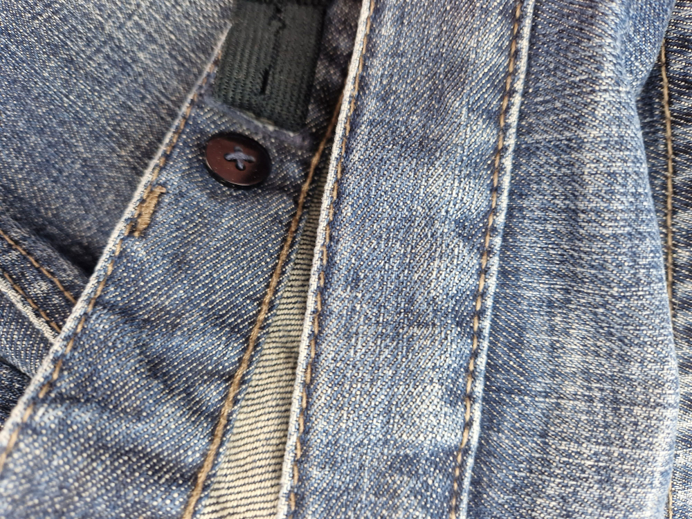 Jeanshose Gr. 170/176 s.Oliver hellblau lang