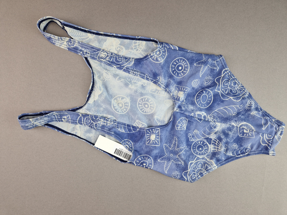 Badeanzug Gr. 128/134 hellflieder mit weißen Seesternen/Seepferdchen