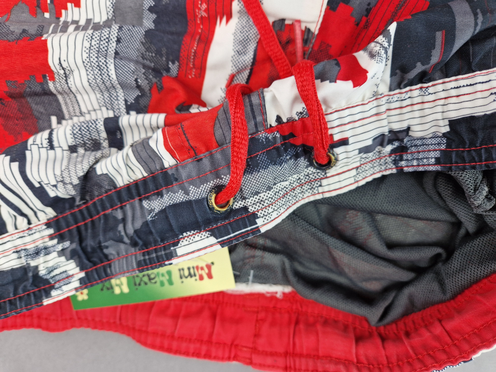 Badeshort Gr. 44/46 speedo rot/schwarz/weiss