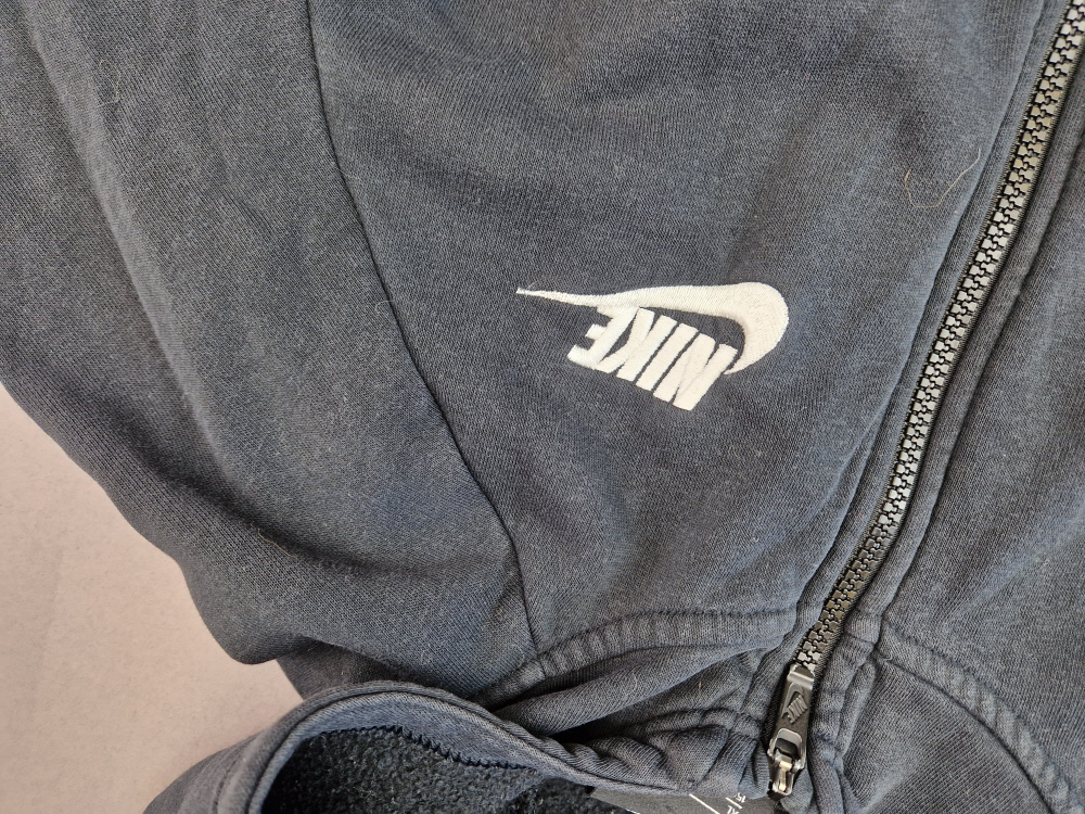 Sweatjacke Gr. 152 Nike schwarz