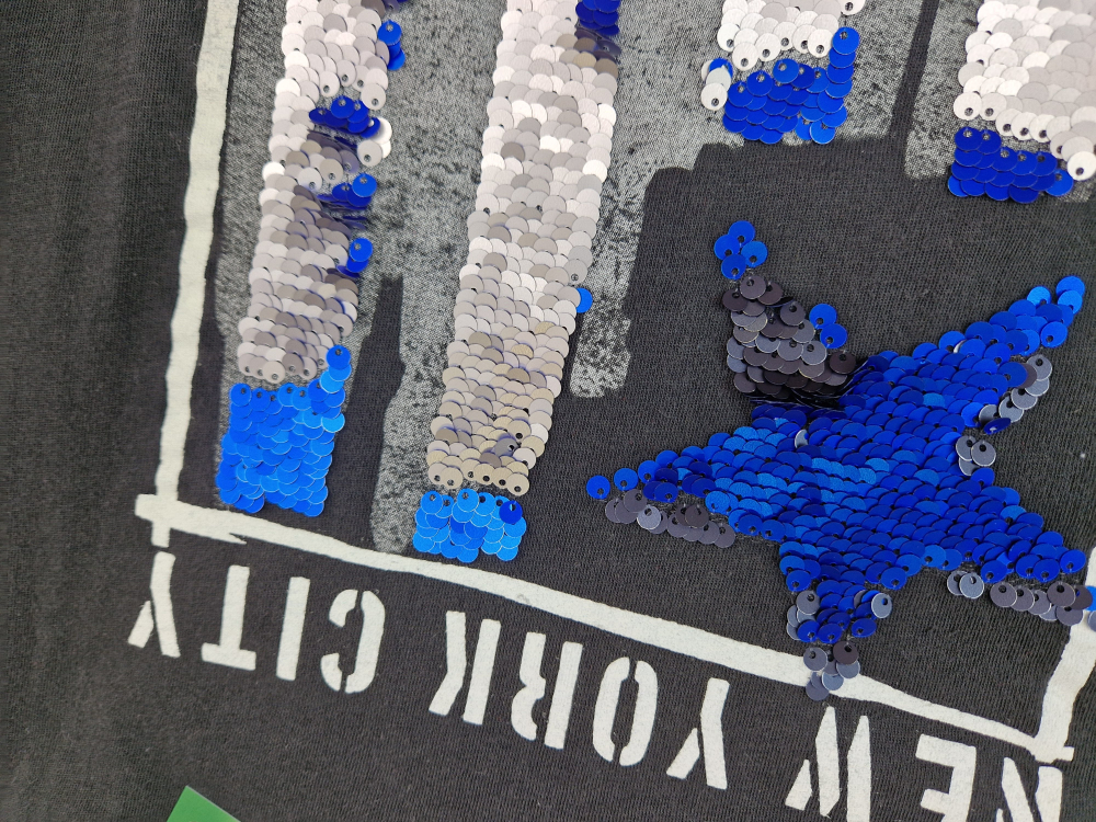 Langarmshirt Gr. 134/140 Zara dunkelgrau New York City Pailletten