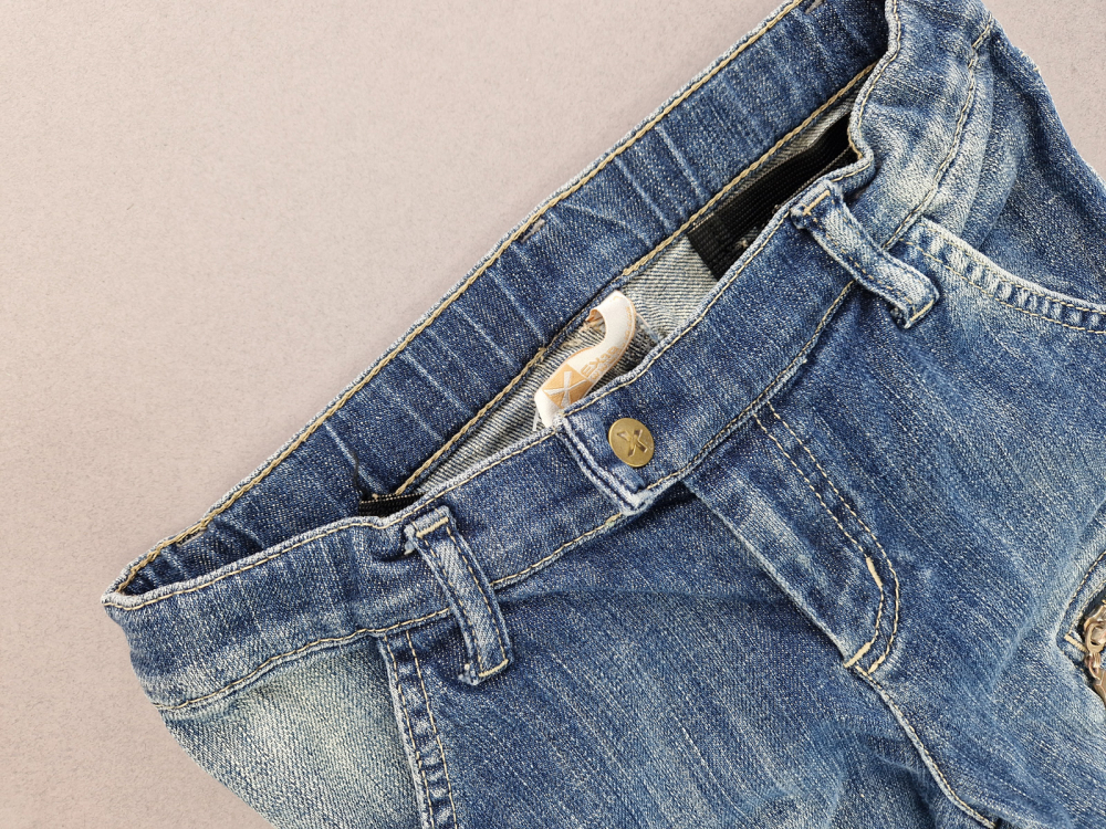 Raffinierte ¾ Jeanshose Gr. 140 ex10 blau mit vielen Taschen