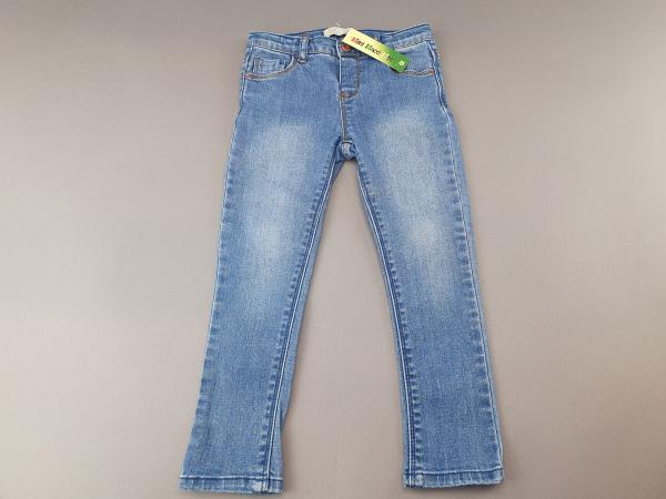 Jeanshose Gr. 104 Zara hellblau Stretch