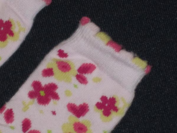 Socken 12cm Gr. 19-21 geblümt