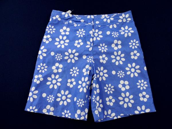 Shorts Gr. 140/146 Aldi hellblau mit Punktblumen Badeshorts