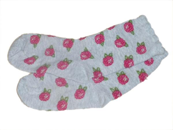 Socken 12cm Gr. 19-21 grau mit Erdbeeren