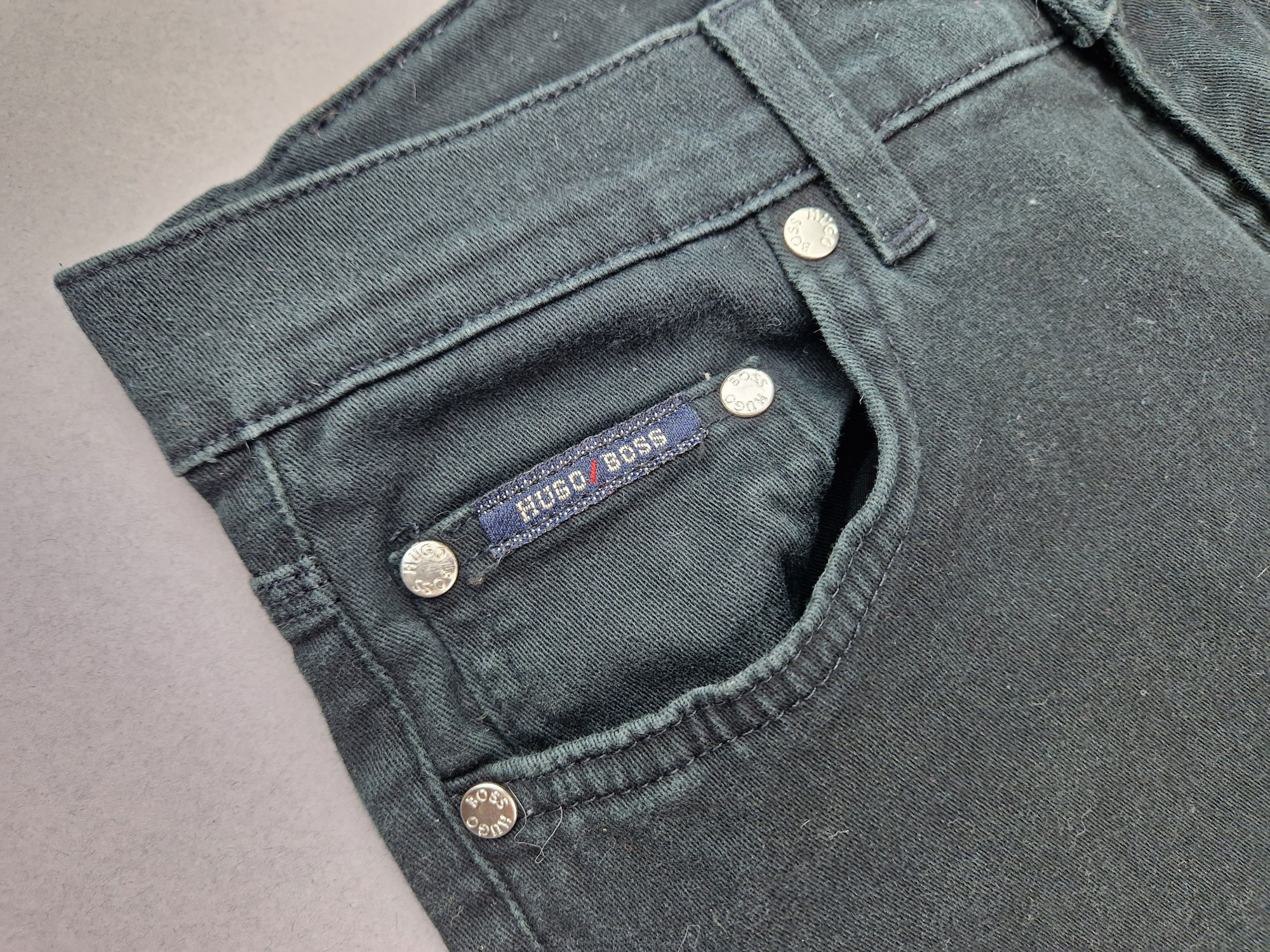 elastische Jeans Gr. 48 Hugo Boss schwarz