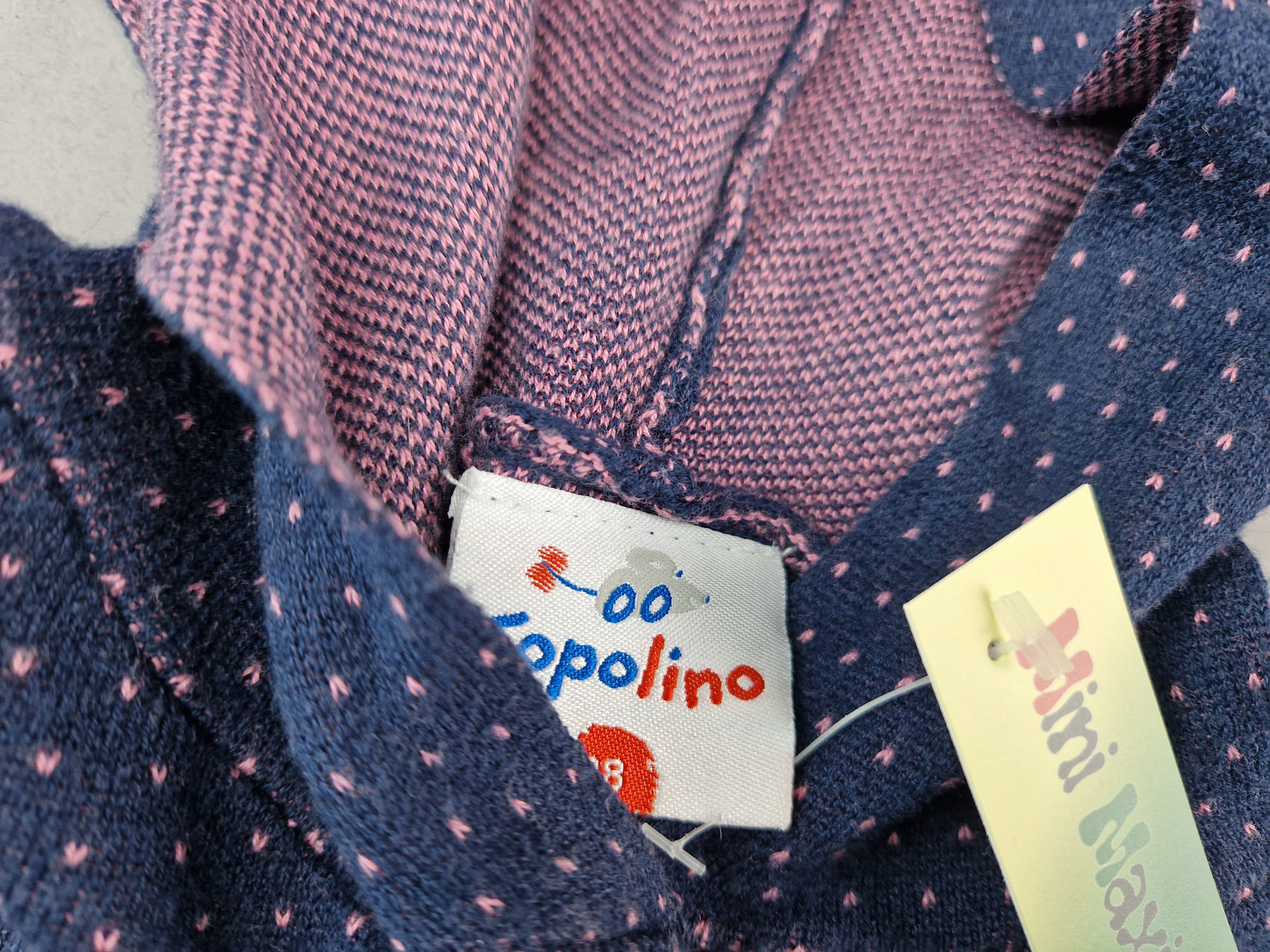 kuschelweicher Poncho Gr. 98 Topolino dunkelblau/flieder Strick