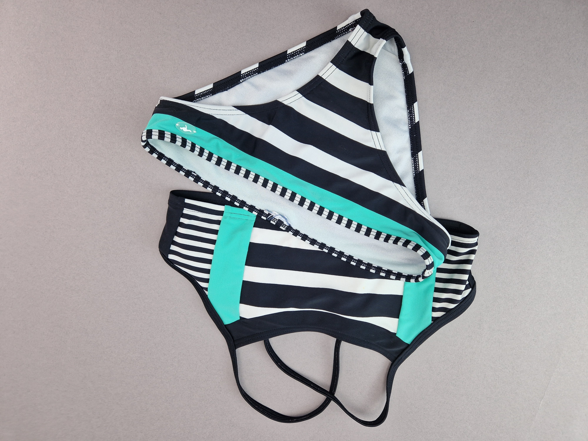 Bikini Gr. 146/152 KangaROOS schwarz/grau/grün Blockstreifen