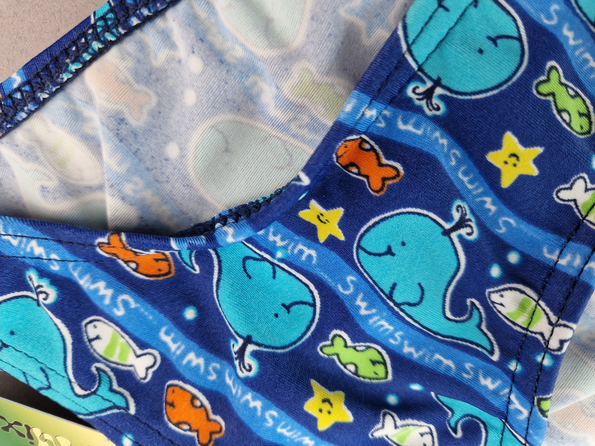 Badehose Gr. 86/92 blau mit Fischen