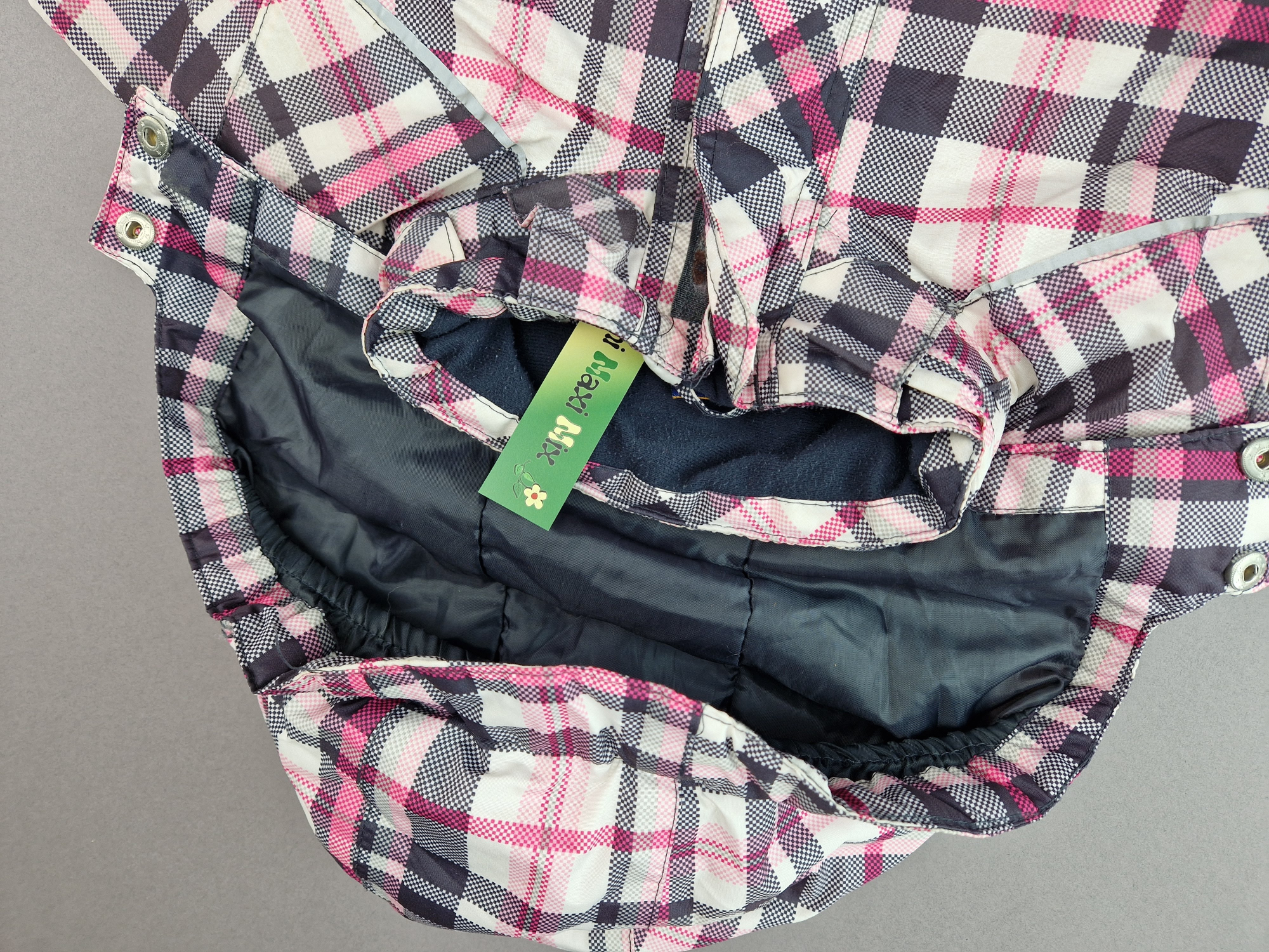 Winteranorak Gr. 122 rosa/grau/weiß kariert mit Kaputze