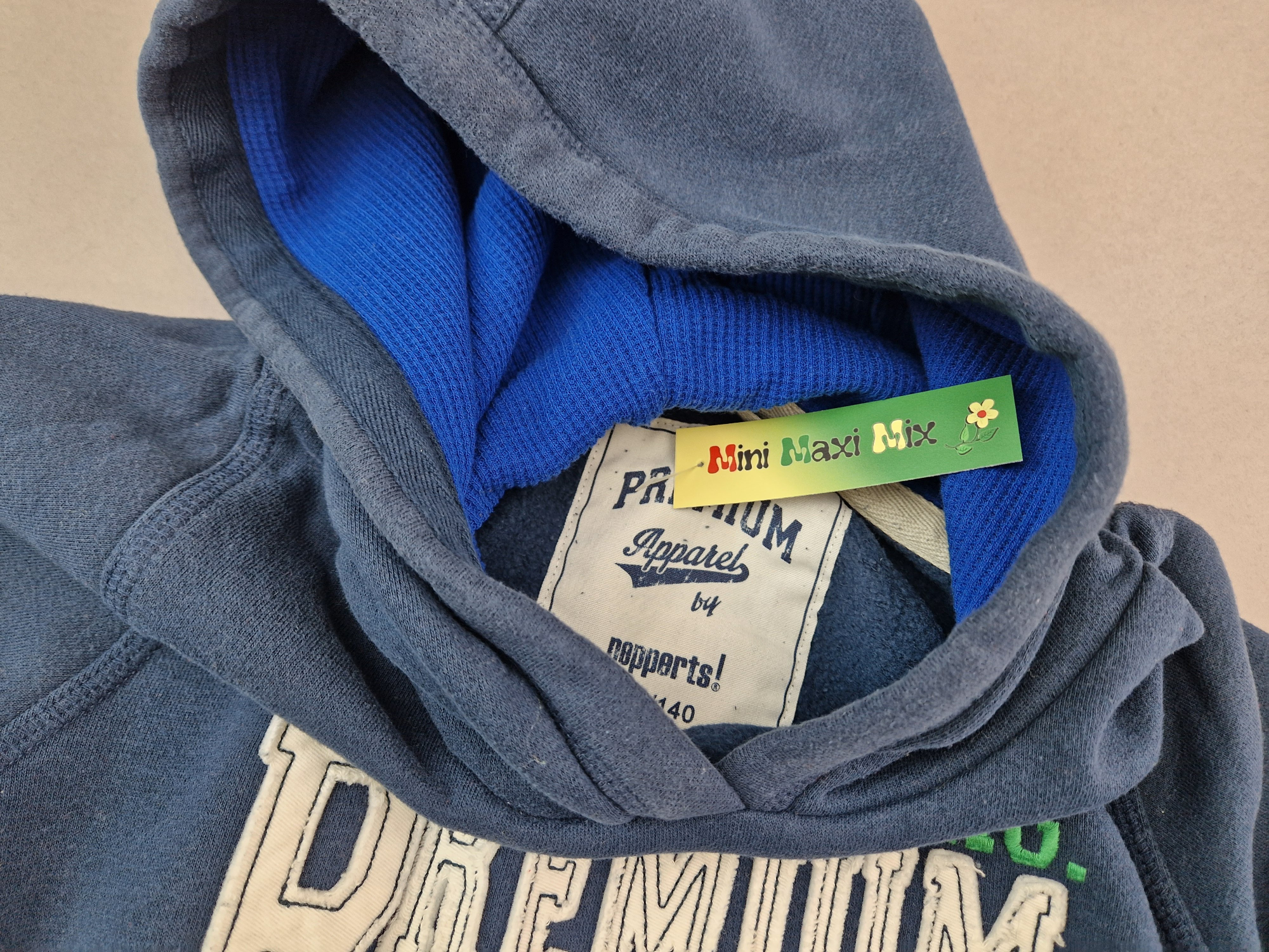 Kaputzensweatshirt Gr. 134/140 dunkelblau Premium Bauchtasche