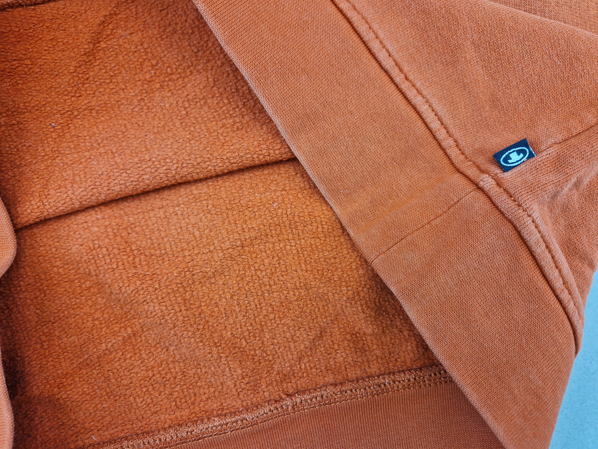 Sweatshirt Gr. 116 Tom Taylor orange/braun mit Yeti