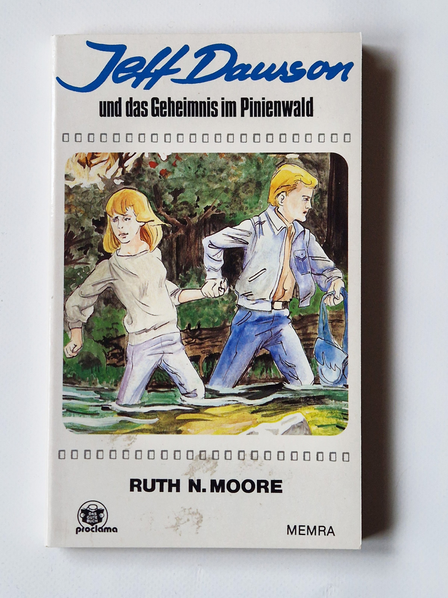 Jeff Dausson und Geheimnis im Pinienwald – Ruth N.Moore