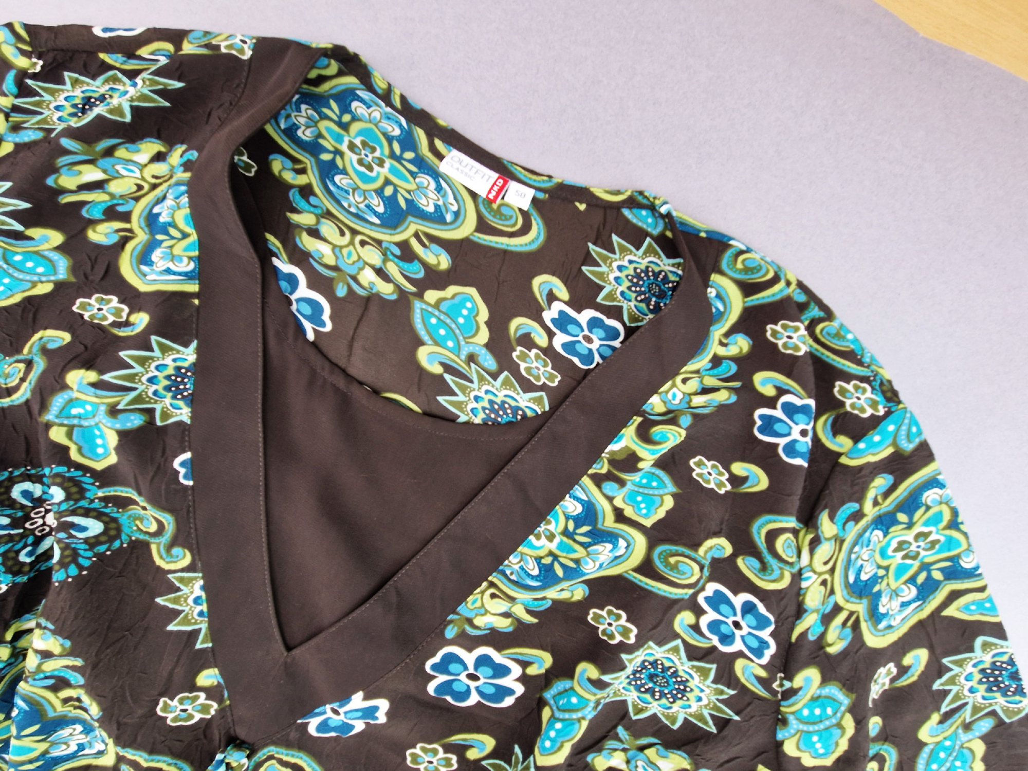 schicke Langarmbluse Gr. 48/50 NKD braun/grün/türkis Blumen