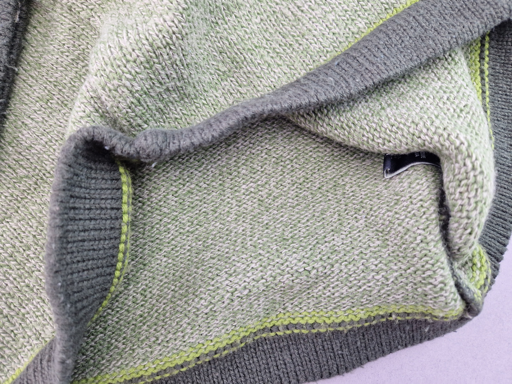 dicker Strickpullover Gr. 122 H&M olivgrün Wollpullover