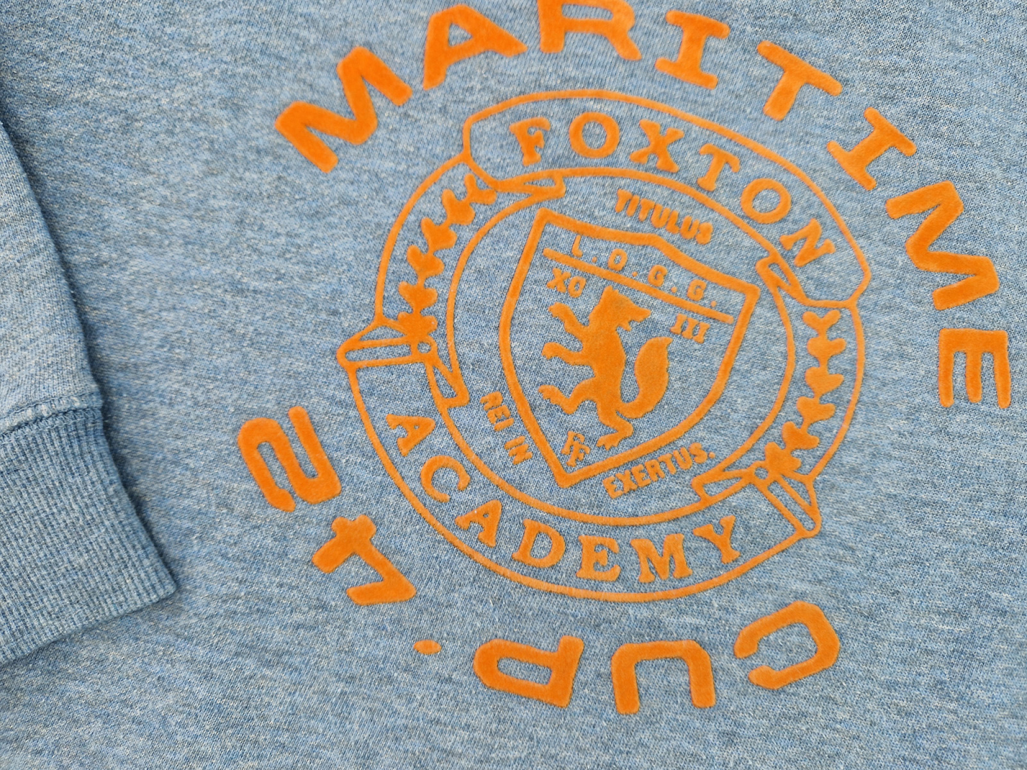 Sweatshirt Gr. 128 H&M hellblau Maritime