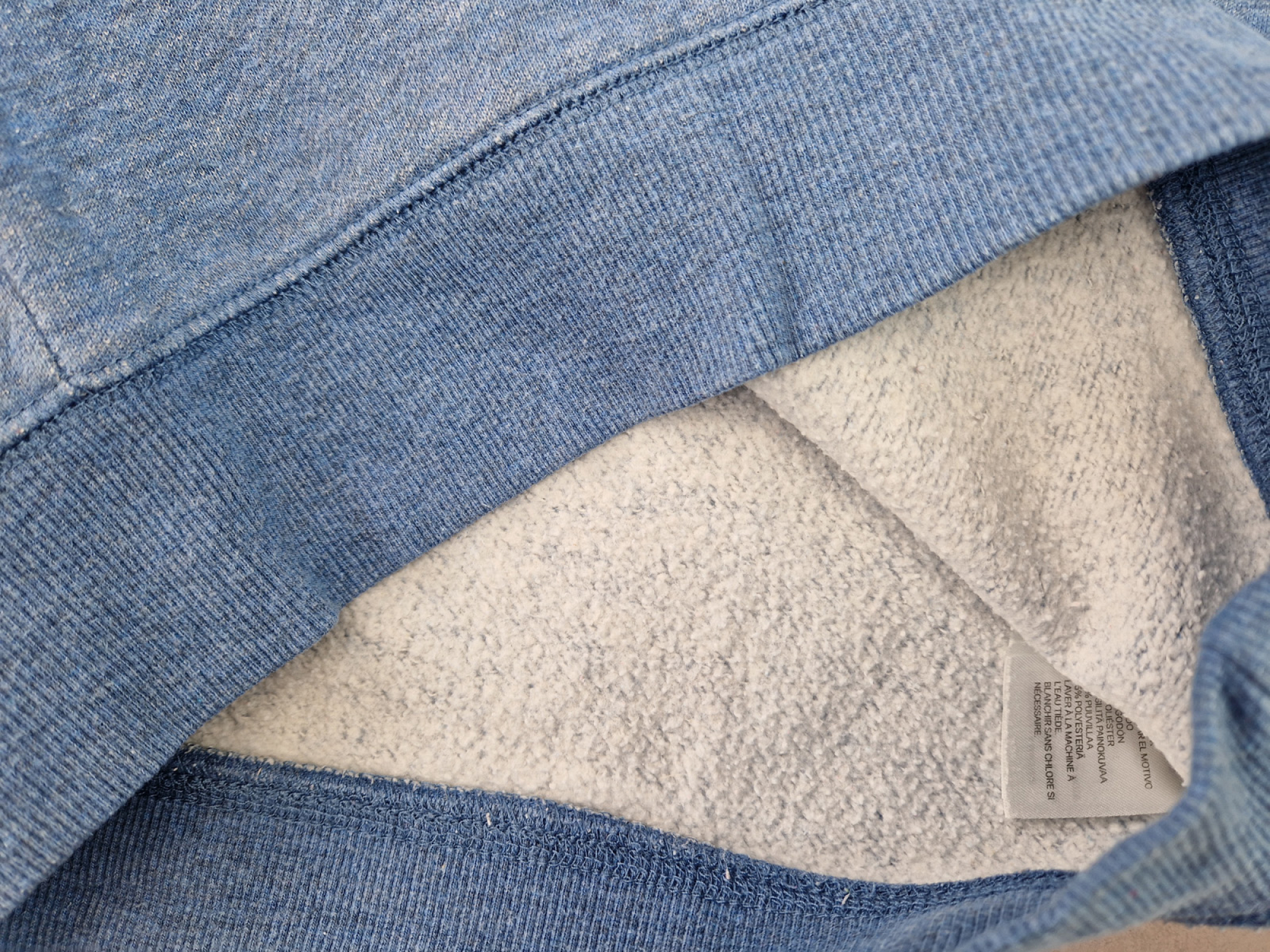 Sweatshirt Gr. 128 H&M hellblau Maritime