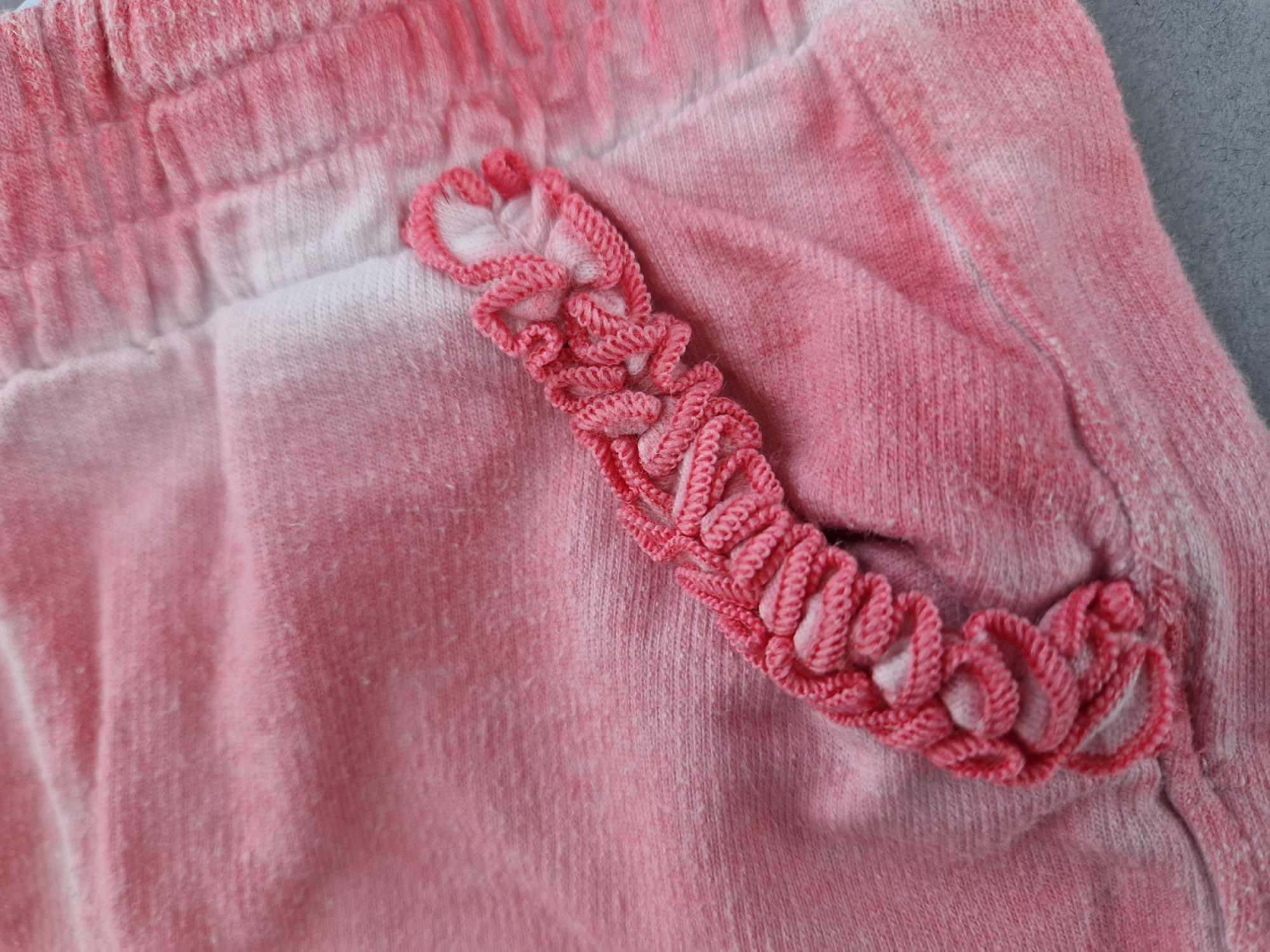 kurze Bequemhose Gr. 74 Topomini altrosa mit Rüschen