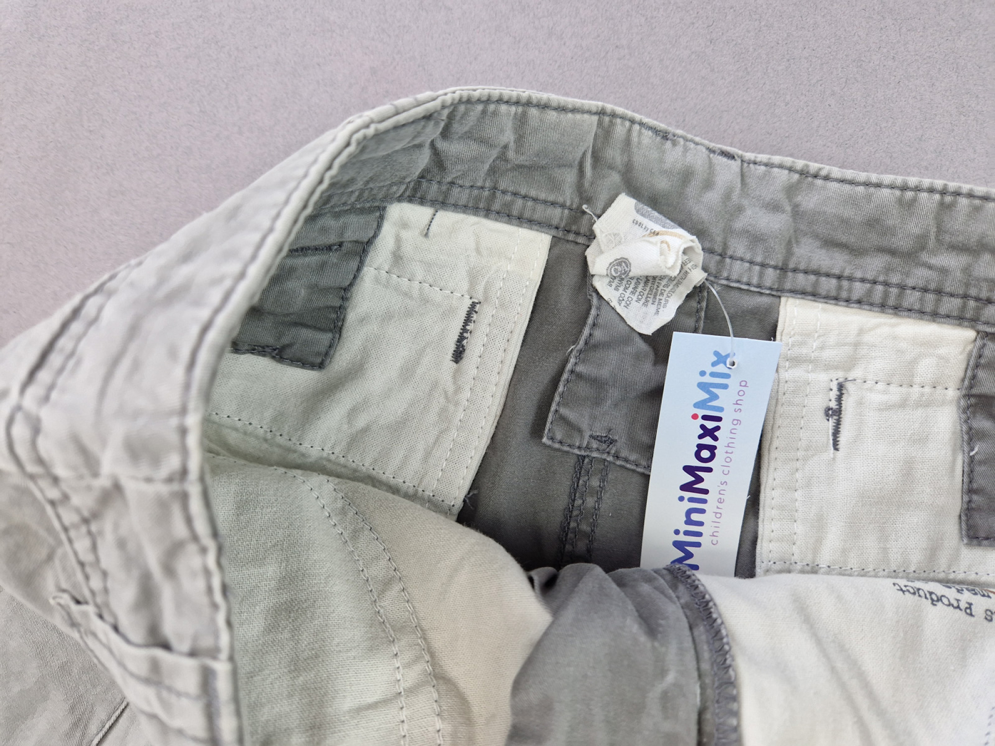 Volantsrock/Jeansrock Gr. 140 C&A hellgrau mit vielen Taschen