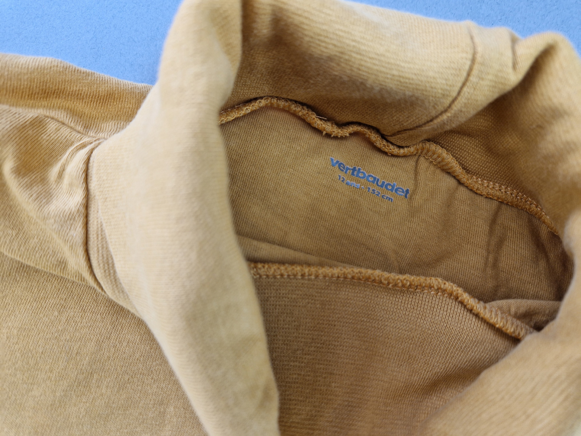 Langarmrolli Gr. 140 vertbaudet currygelb